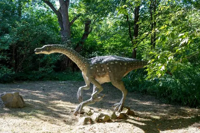 a-smaller-dinosaur-running-adventuredinosaurs