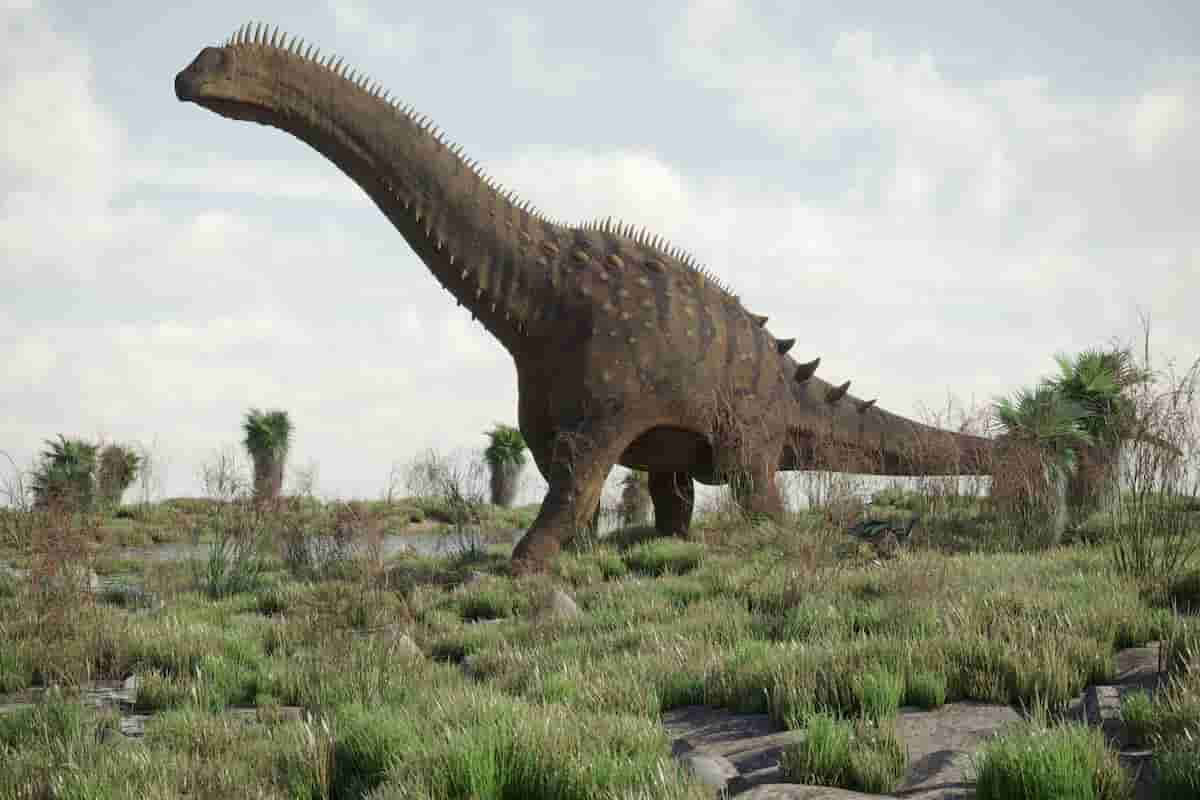 what is the biggest long neck dinosaur