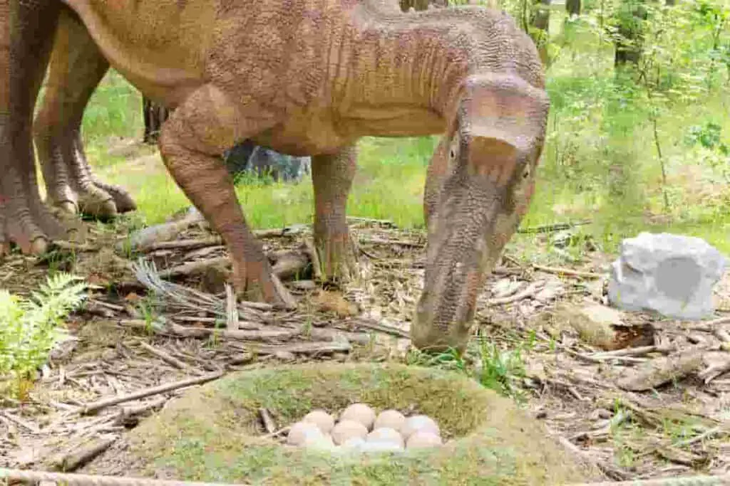 dinosaurs nested in herds - adventuredinosaurs